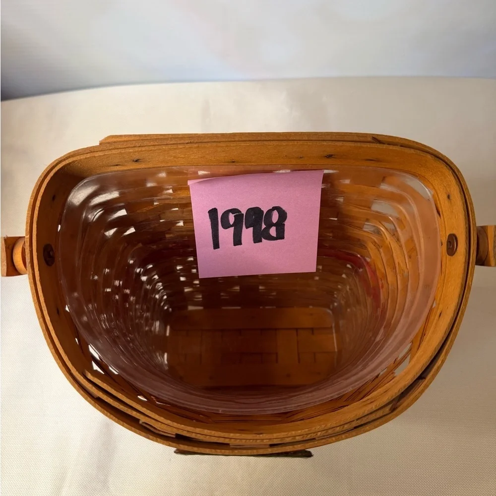 Longaberger Hand Woven Basket with Liner; Excellent condition